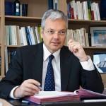 Didier_Reynders Didier Reynders diz que Europa está pronta para ajudar.