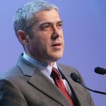 José Sócrates renuncia