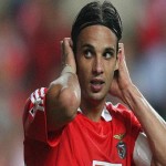Nuno Gomes deixa o Benfica Nuno Gomes deixa o Benfica