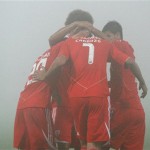 Benfica supera o nevoeiro e vence Nacional na Madeira Benfica supera o nevoeiro e vence Nacional na Madeira