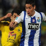 Porto empata com Paços Ferreira, mas mantem liderança