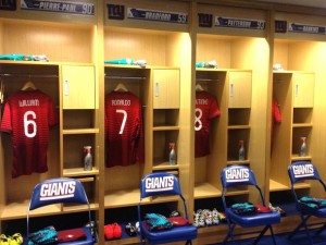vestiario-com-camiseta-de-ronaldo